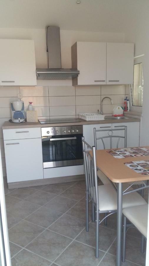 Ruzicin Dvor Apartment Повля Екстериор снимка