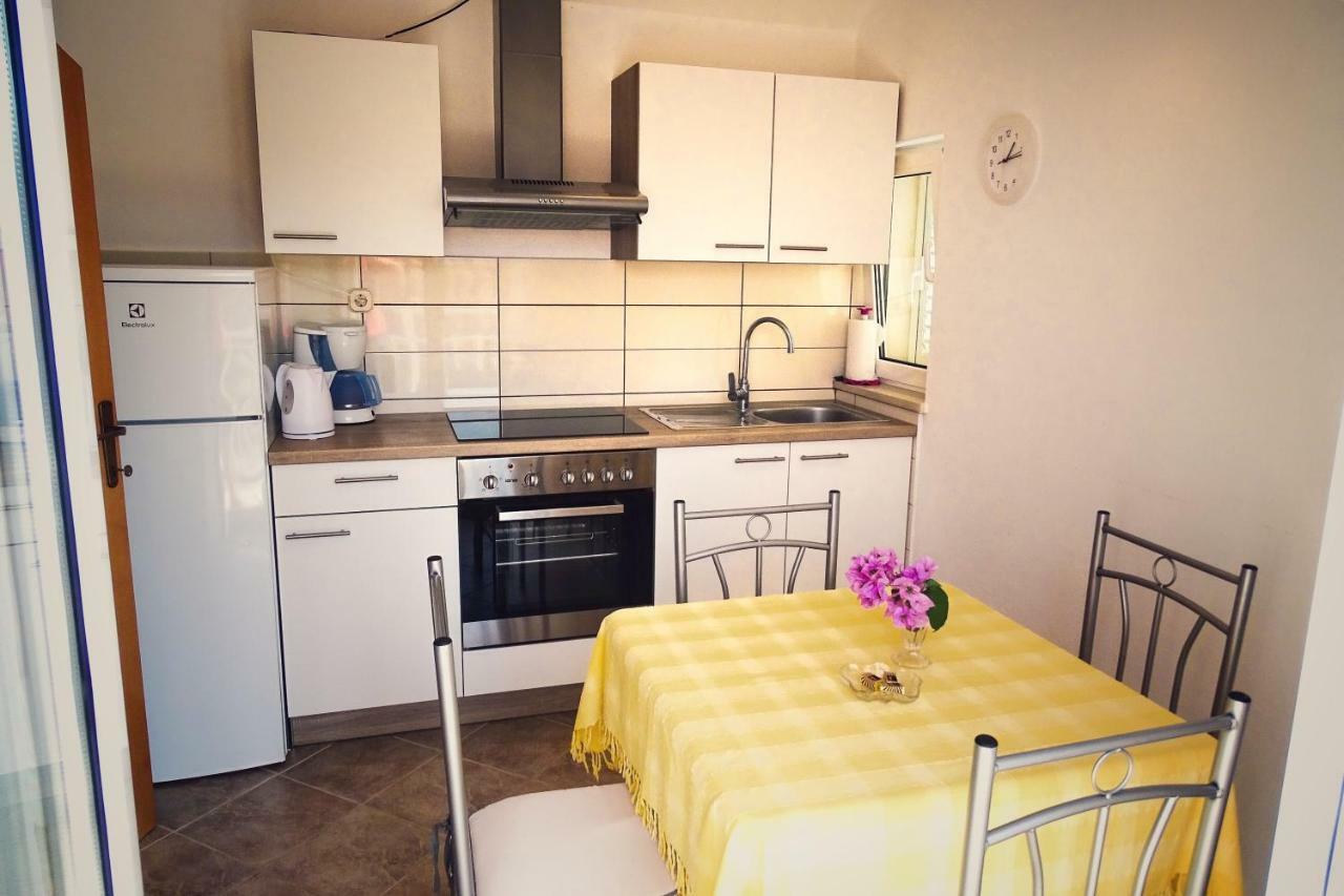 Ruzicin Dvor Apartment Повля Екстериор снимка