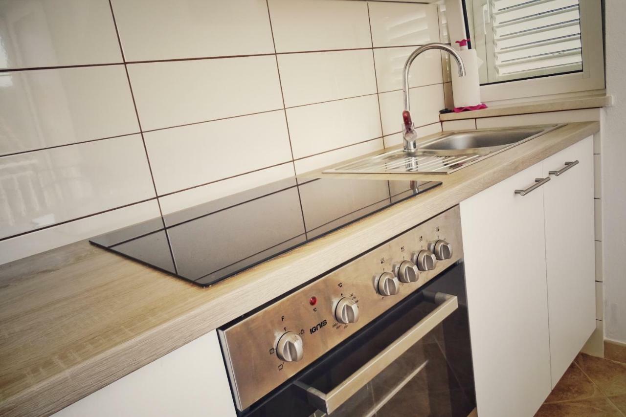 Ruzicin Dvor Apartment Повля Екстериор снимка