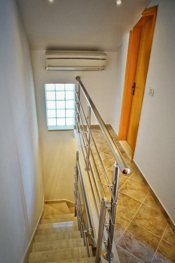 Ruzicin Dvor Apartment Повля Екстериор снимка