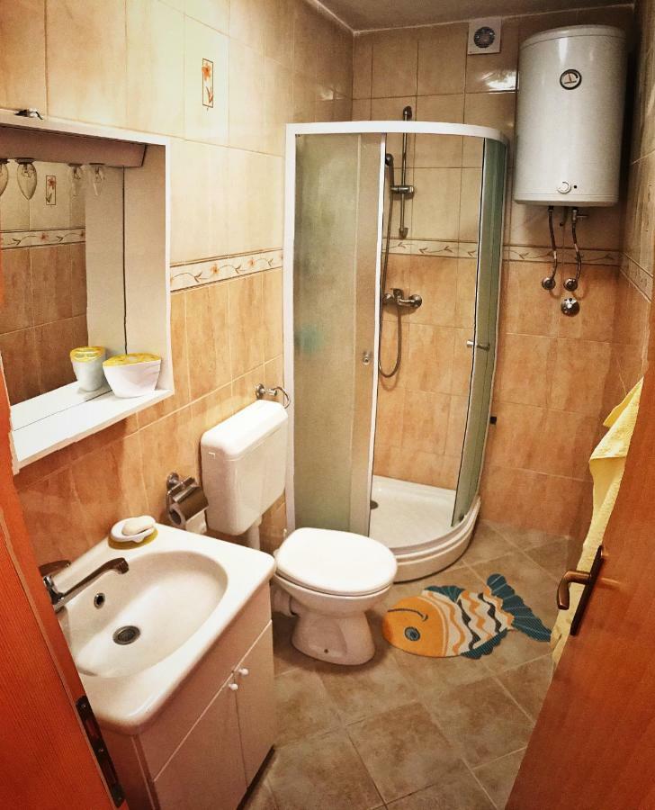 Ruzicin Dvor Apartment Повля Екстериор снимка
