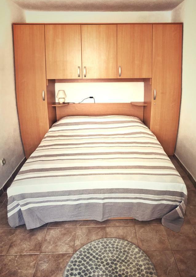 Ruzicin Dvor Apartment Повля Екстериор снимка